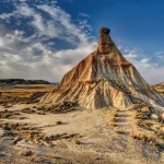 أصغر طيار سناً يجول العالم منفرداً