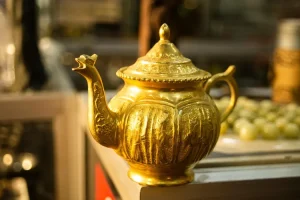 قطع أثرية لأثاث أنتيكة