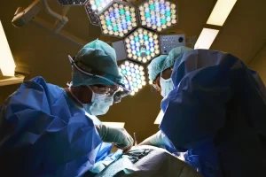 اعراض و علاج سرطان الدم الليمفاوي المزمن