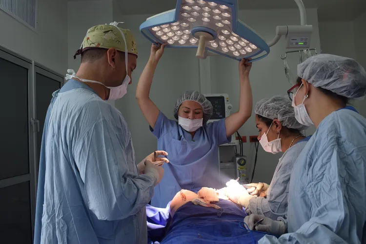 تقنية زراعة الشعر