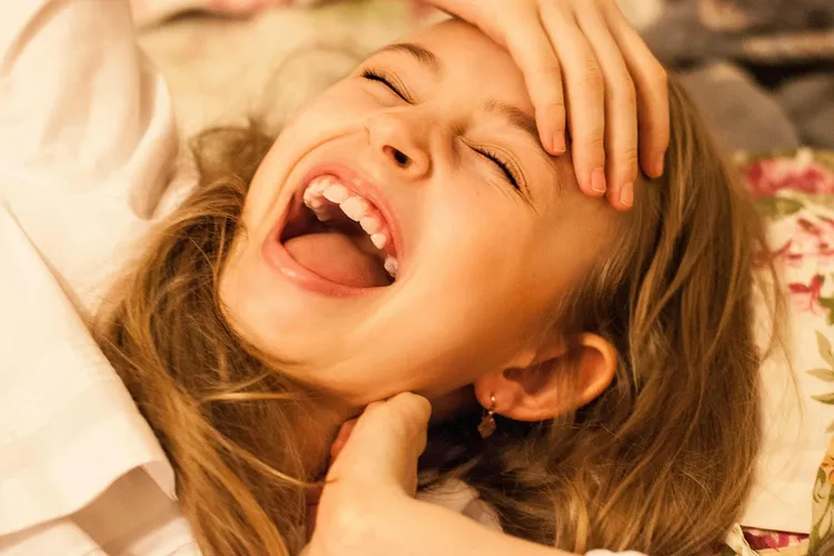 ضحك وفوائده
