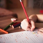 قناة تعليمية على اليوتيوب