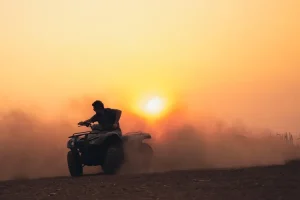 نيسان إكستيرا 2015 في بيئة وعرة