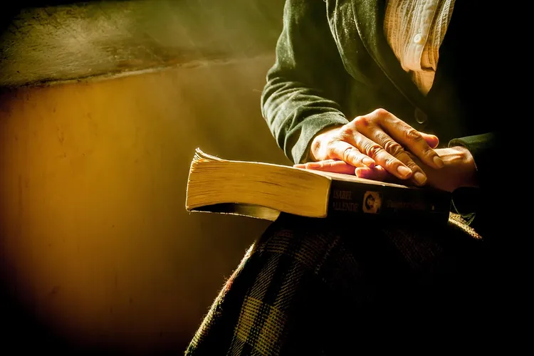 كتاب أدب الجريمة