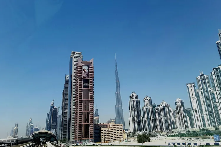 فورد موستنج 2015 في برج خليفة