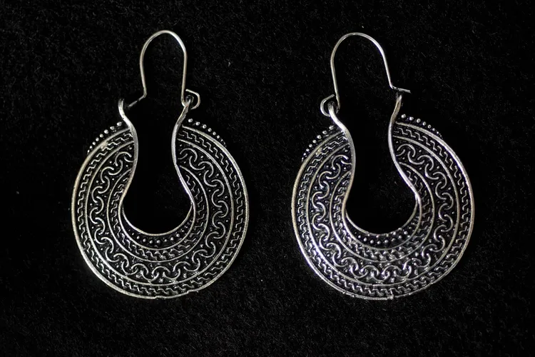 ساعة داماس الفضية damas silver watch