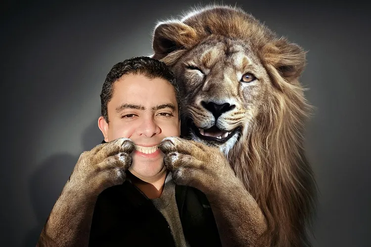 سيلفي الملك سلمان وابنه الأمير سعود