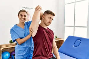 صورة توضح الألم العضلي المزمن ومتلازمة التعب