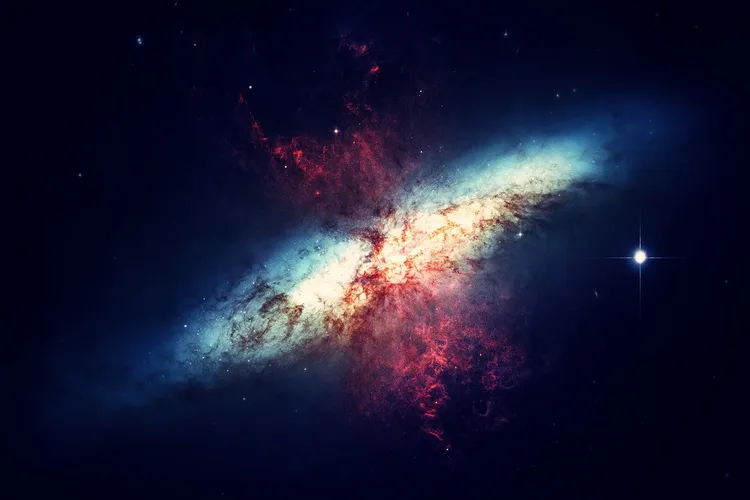الثقوب السوداء الدوارة في الفضاء