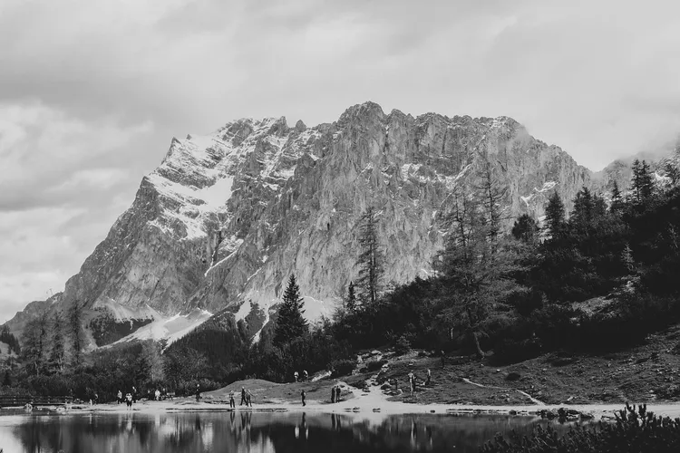 Valley of the Ten Peaks