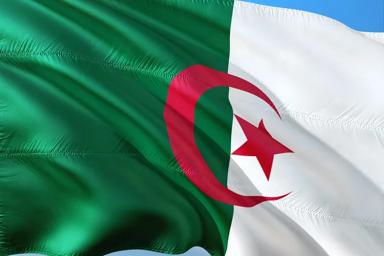 شخصيات تاريخية جزائرية