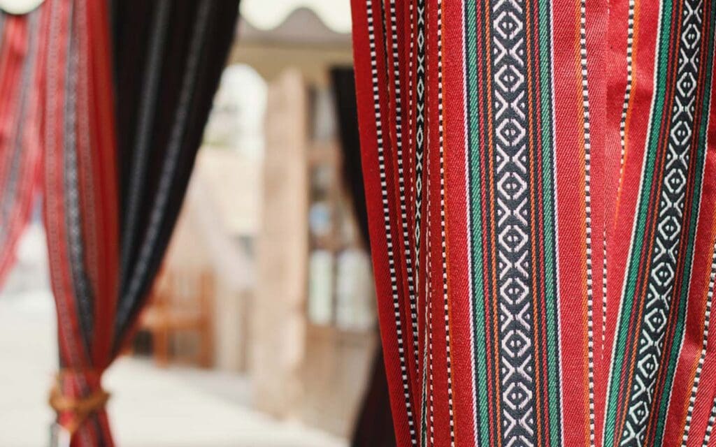 الحرف اليدوية في ابو ظبي