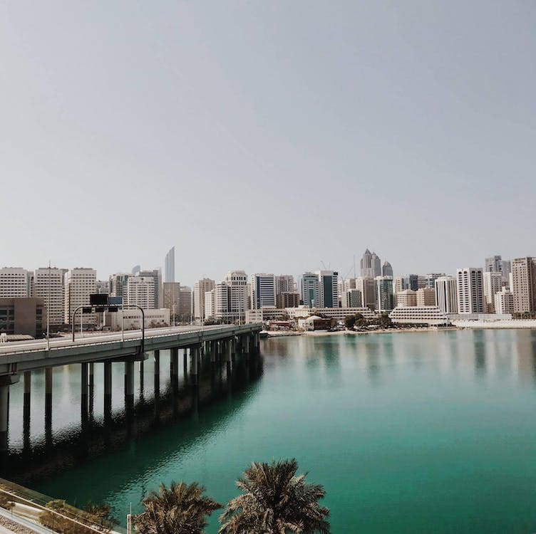أبوظبي