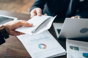 تخصص التمويل والاستثمار