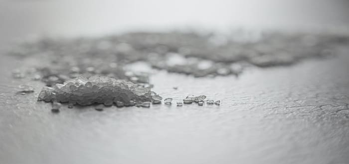 كم عدد النيوترونات في نواة ذرة الصوديوم
