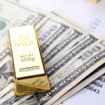 العلاقة بين أسعار الفائدة وأسعار الذهب