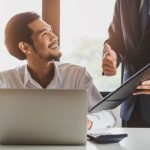 مدح شخص ناجح في عمله