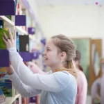 أفضل كتب لعمر 13 سنة دليل شامل لاختيار الكتب المناسبة