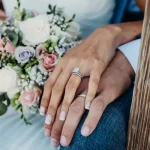 الامور التي يحبها الزوج في زوجته دليل شامل لعلاقة ناجحة