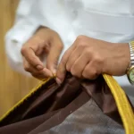 طريقة لبس البشت القطري