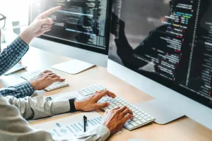 ما هي استخدامات شائعة ل انتظر حتى في البرمجة