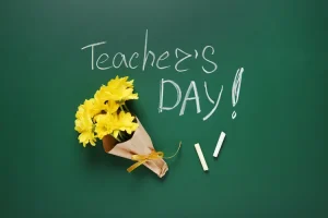 اذاعه مدرسيه عن يوم المعلم سؤال وجواب مميزة وشاملة لجميع الفقرات
