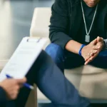 تقنيات العلاج ذو المنحى الإنساني دليل لفهم الأساليب