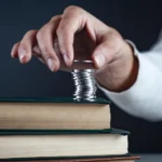 أبرز 10 كتب في الوعي المالي